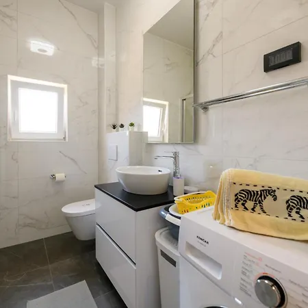 Cozy In With Outdoor Swimming Pool Holiday home Banjole
